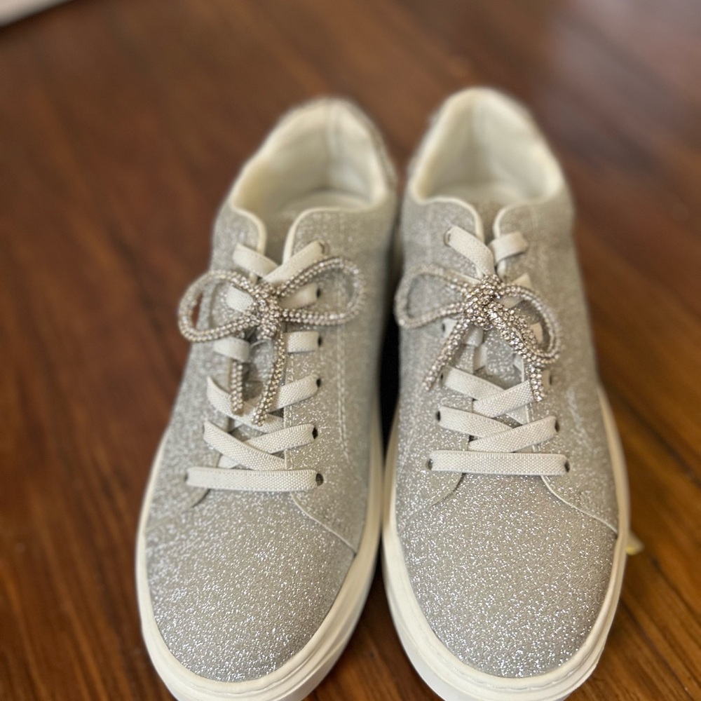 Steve Madden Girls Sparkling Silver Sneakers - Never Worn